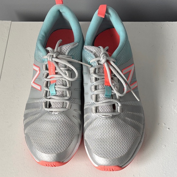 New Balance Shoes - New Balance Women's Silver & Coral Athletic Sneakers with Teal Lining size 8.5